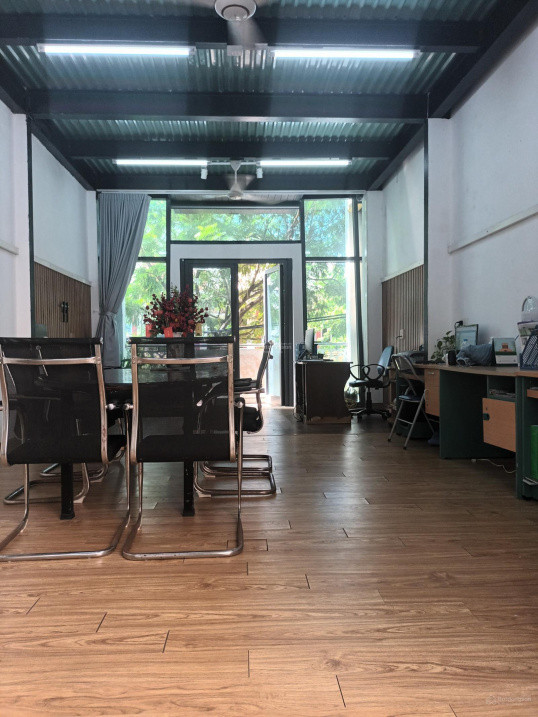 Không gian làm việc và họp tại tầng 2 công ty Khải Minh An